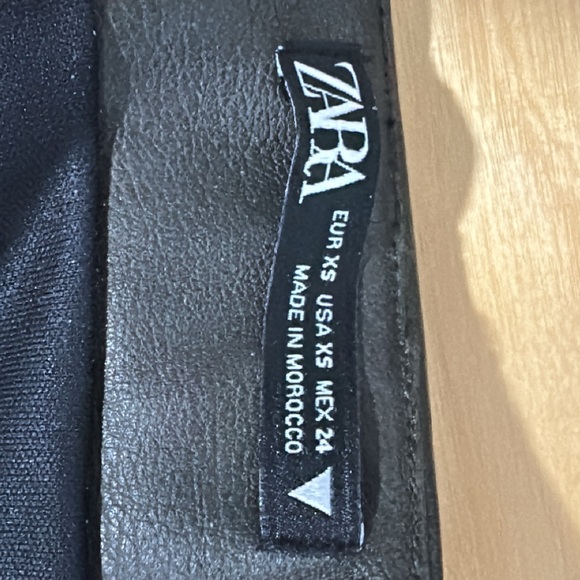 ZARA 🤎 BROWN FAUX LEATHER JUMPSUIT - Picture 5 of 6